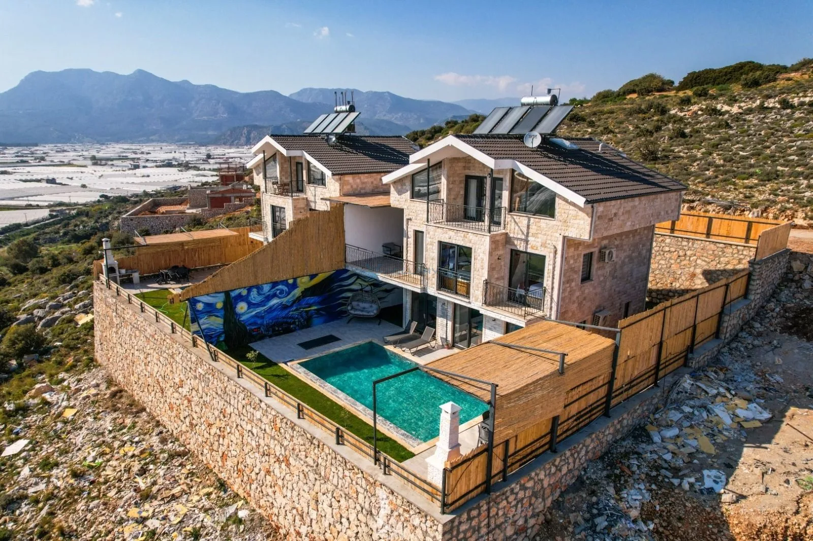 Villa Legendary 1
