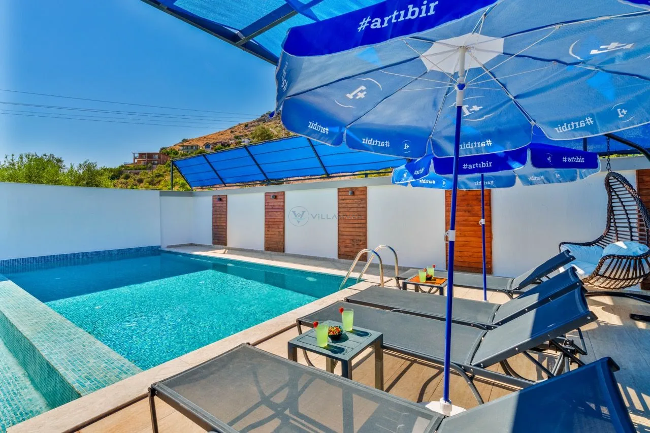 Suit Fırnaz