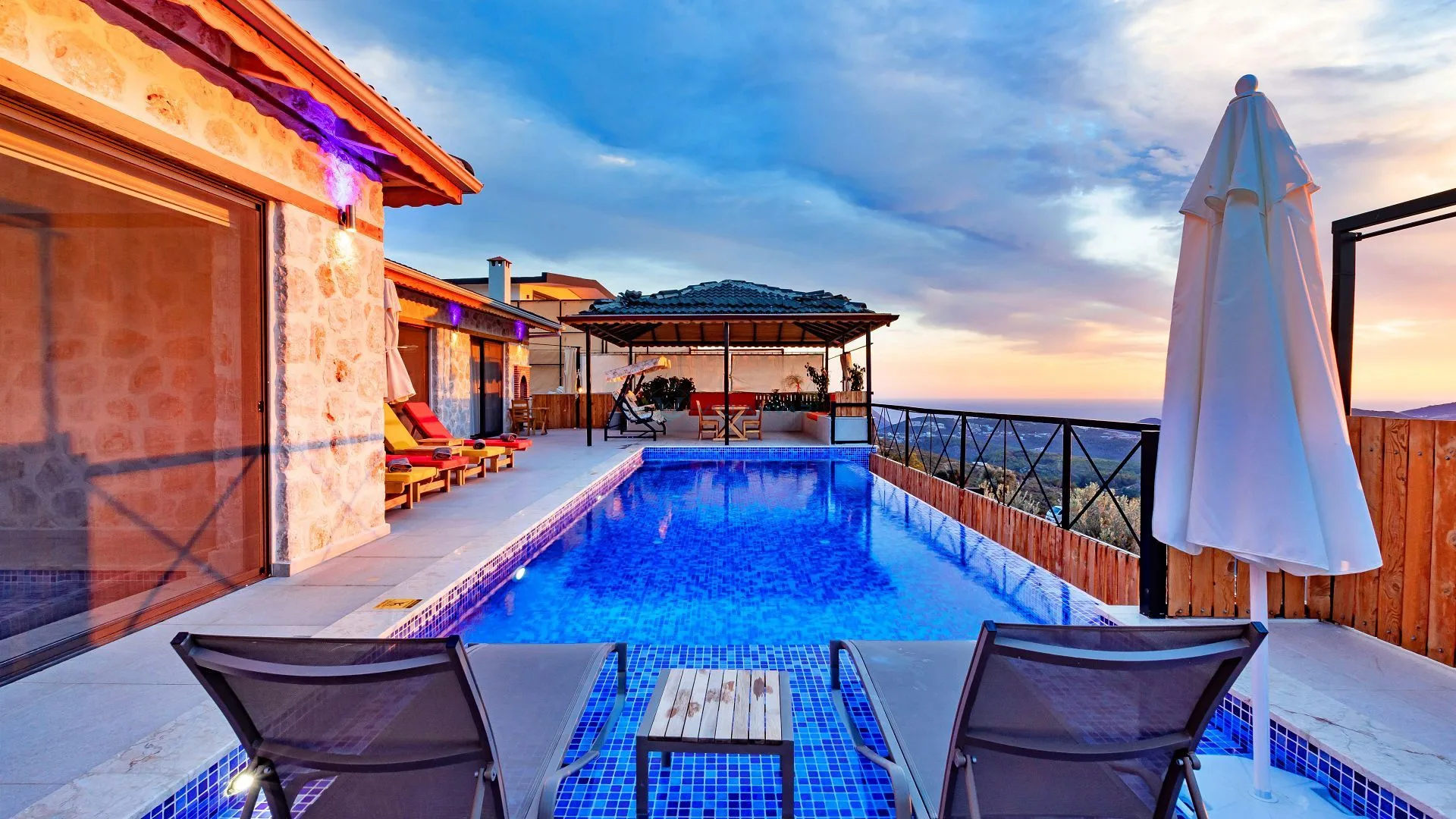 Villa Kum Tanesi