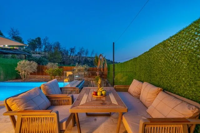 Villa Sarnis