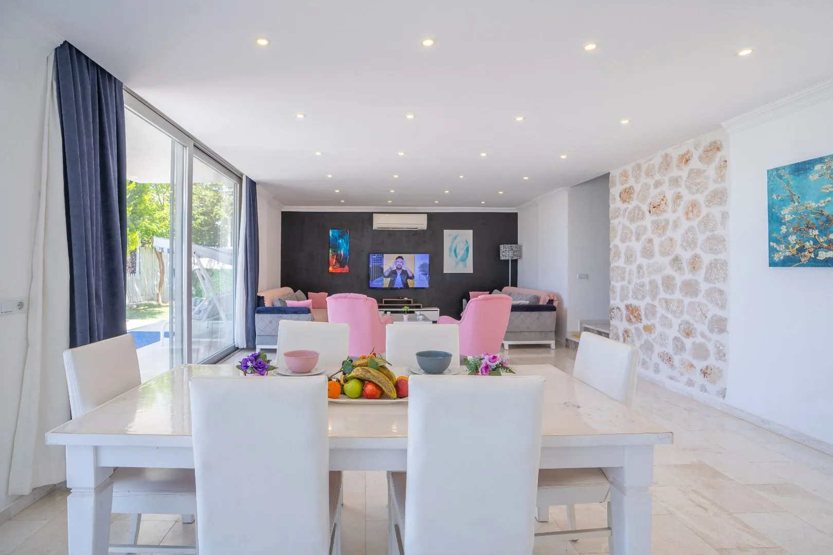 VR Villa Lider