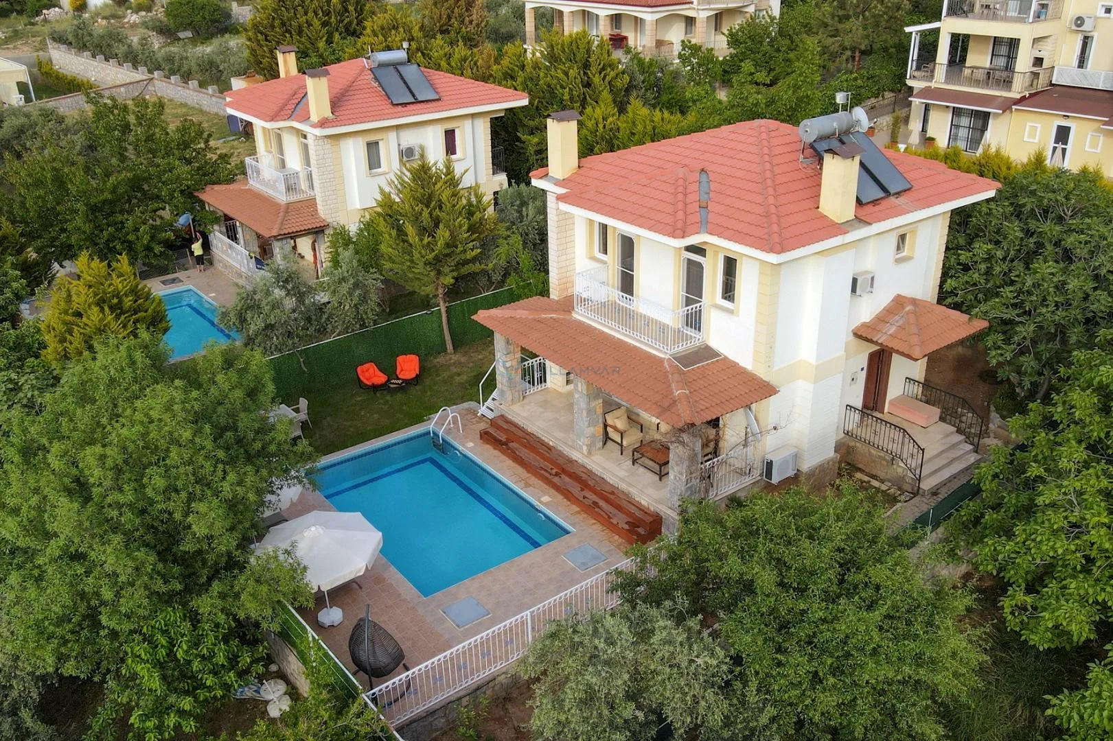 Villa Almond
