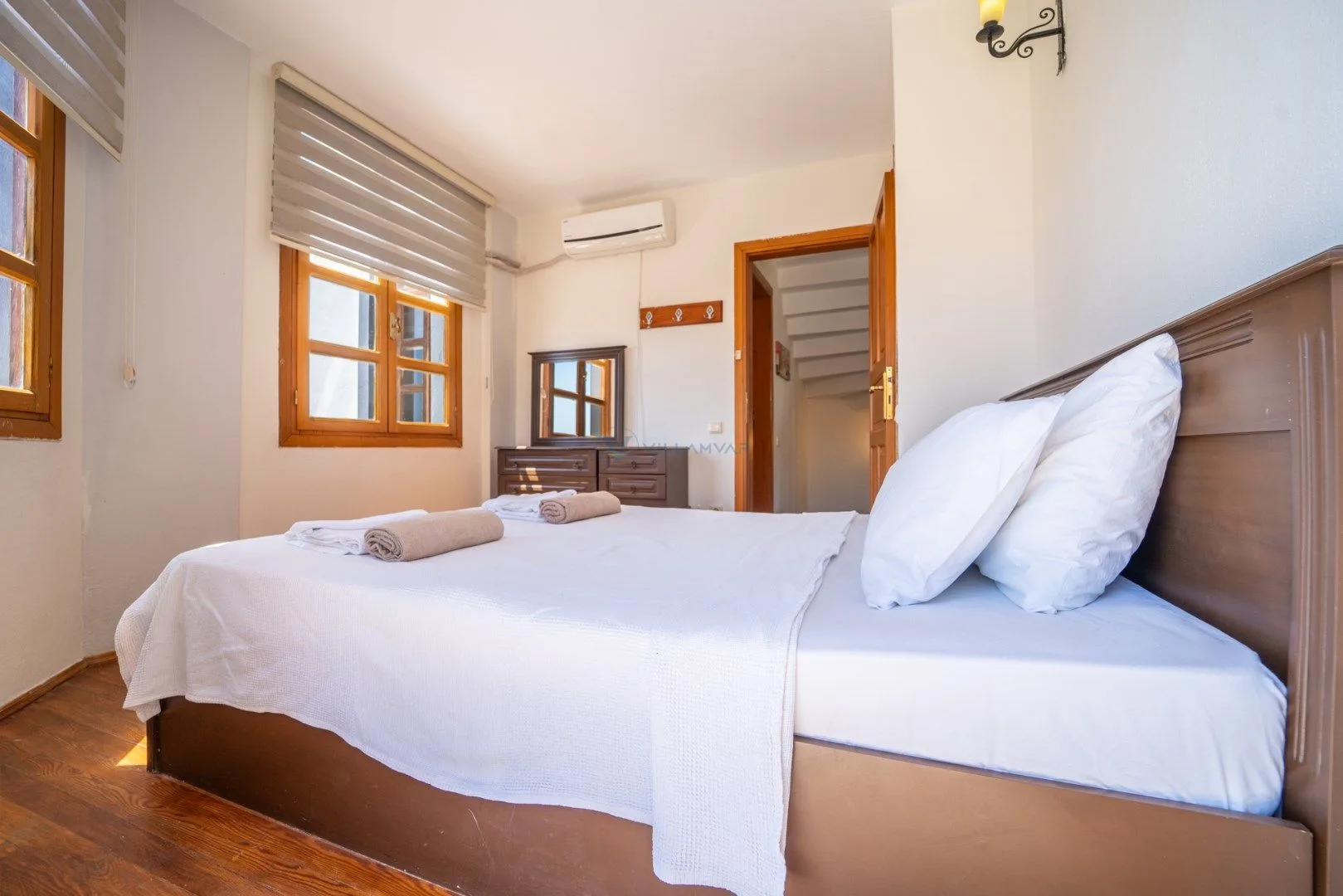 Hemrah Villa Swan