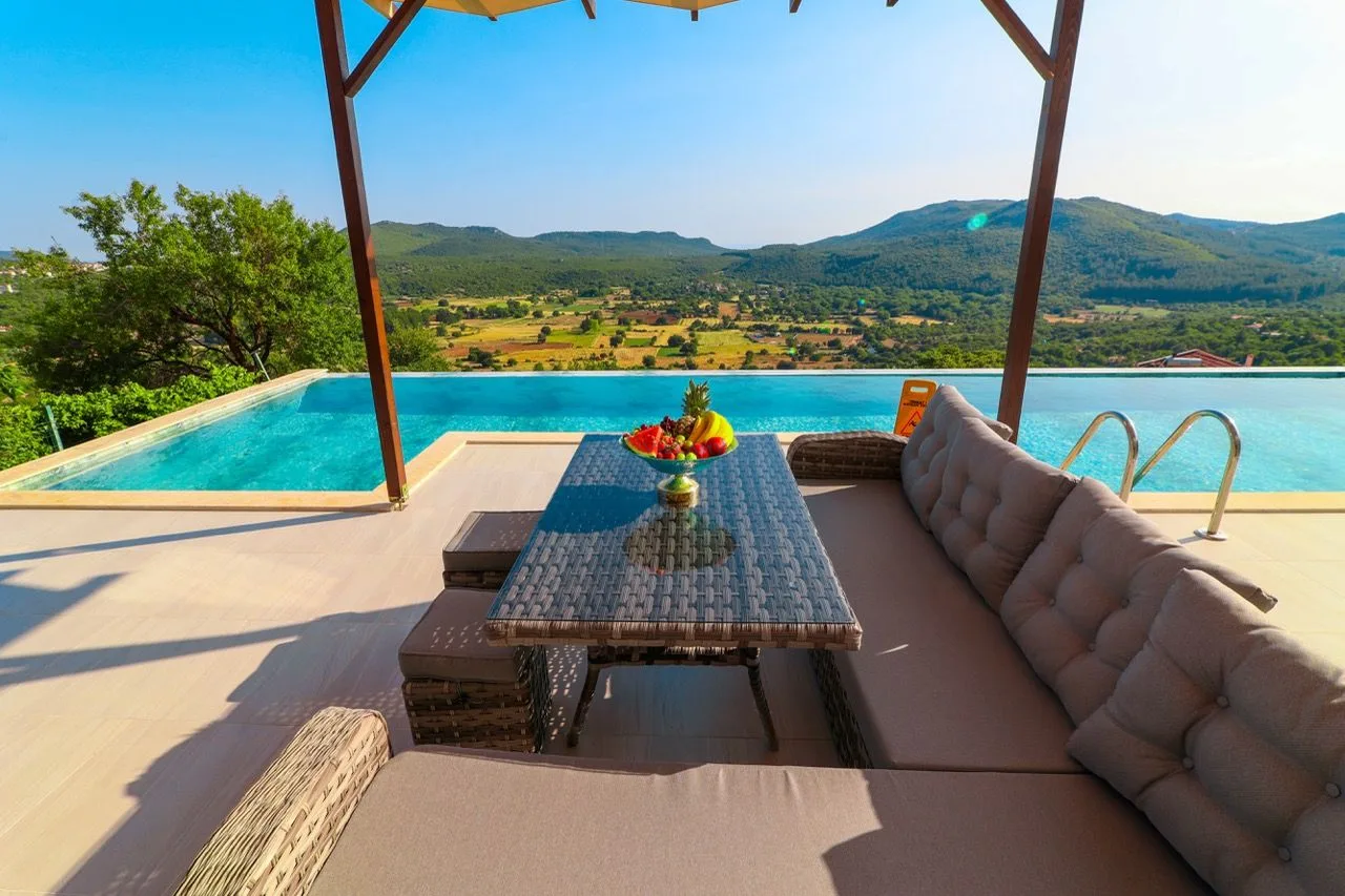 Villa Adilya