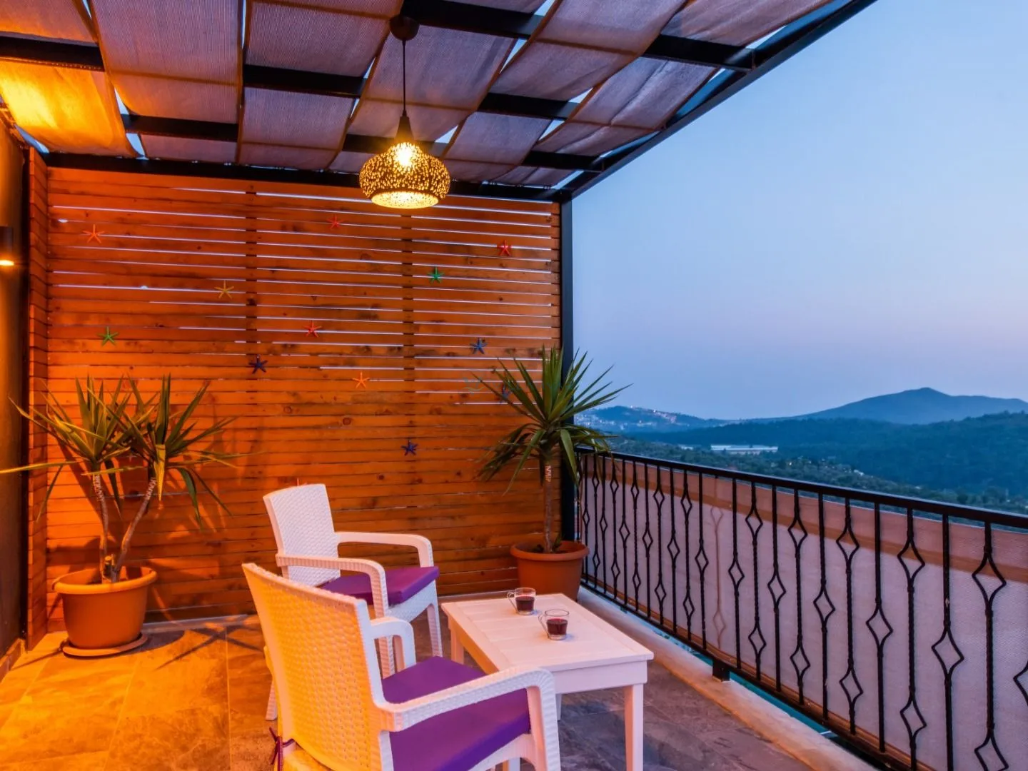 Villa Gece Üzümlü