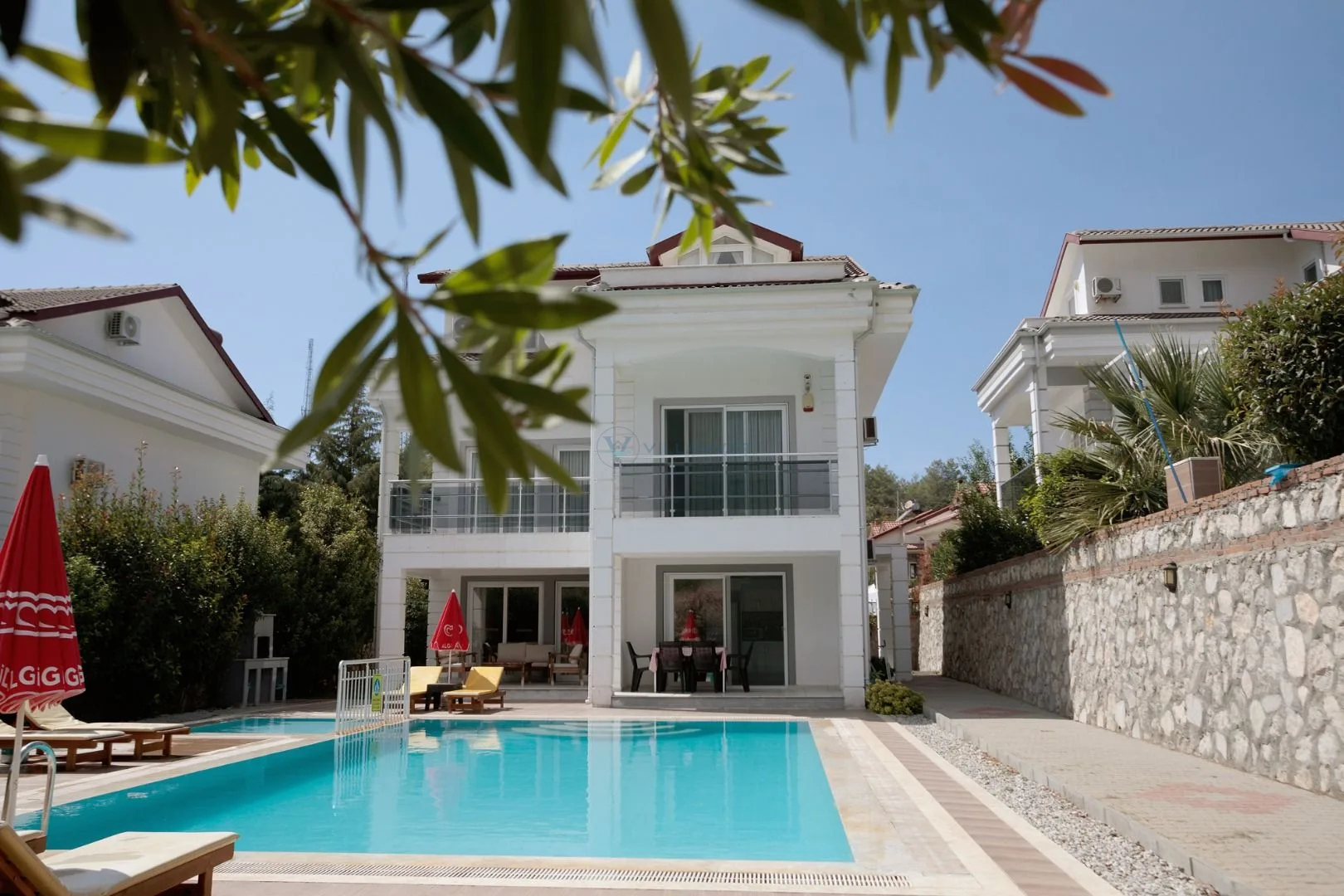 Villa Dera 2
