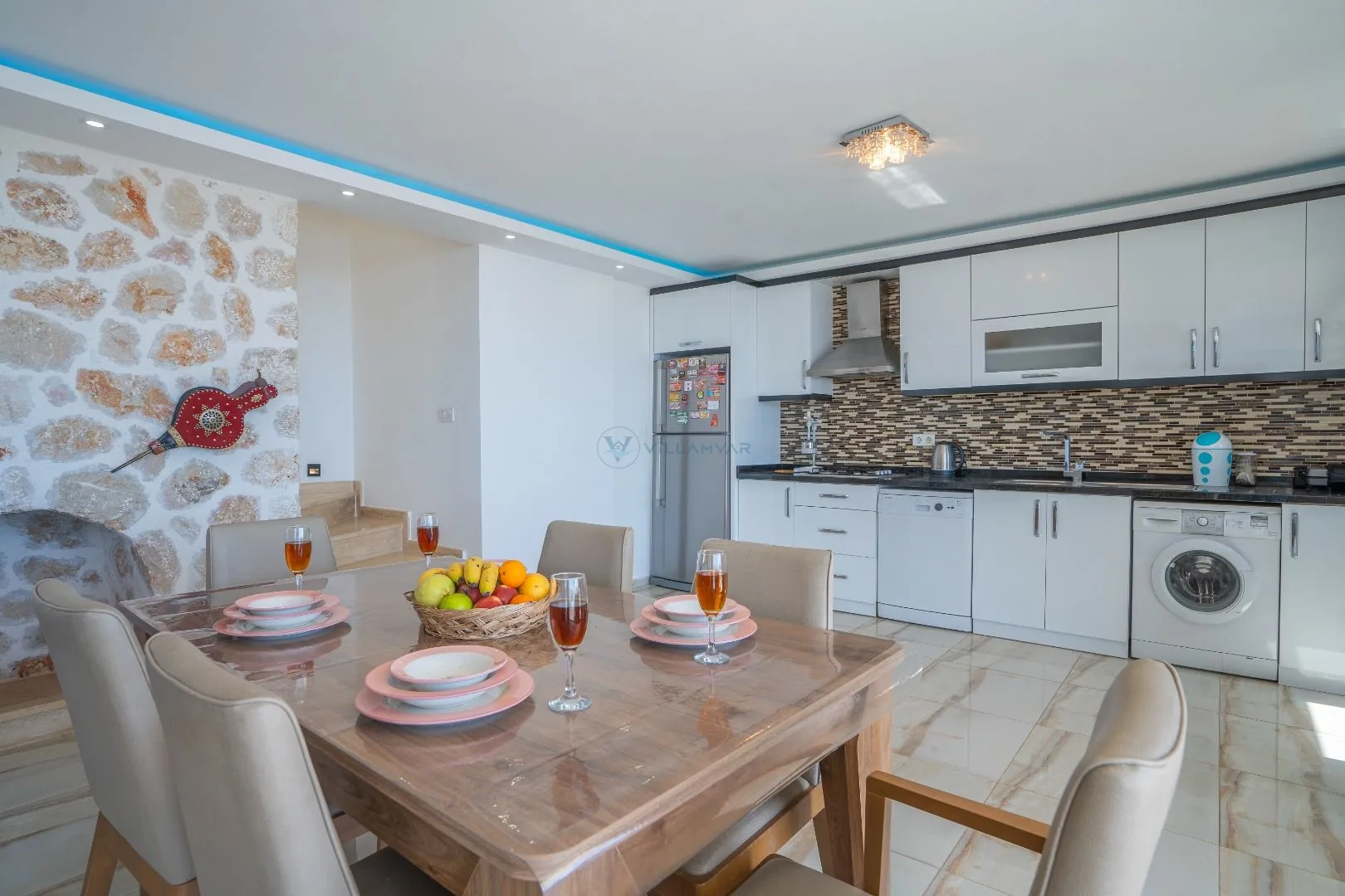 VR Villa Avalon