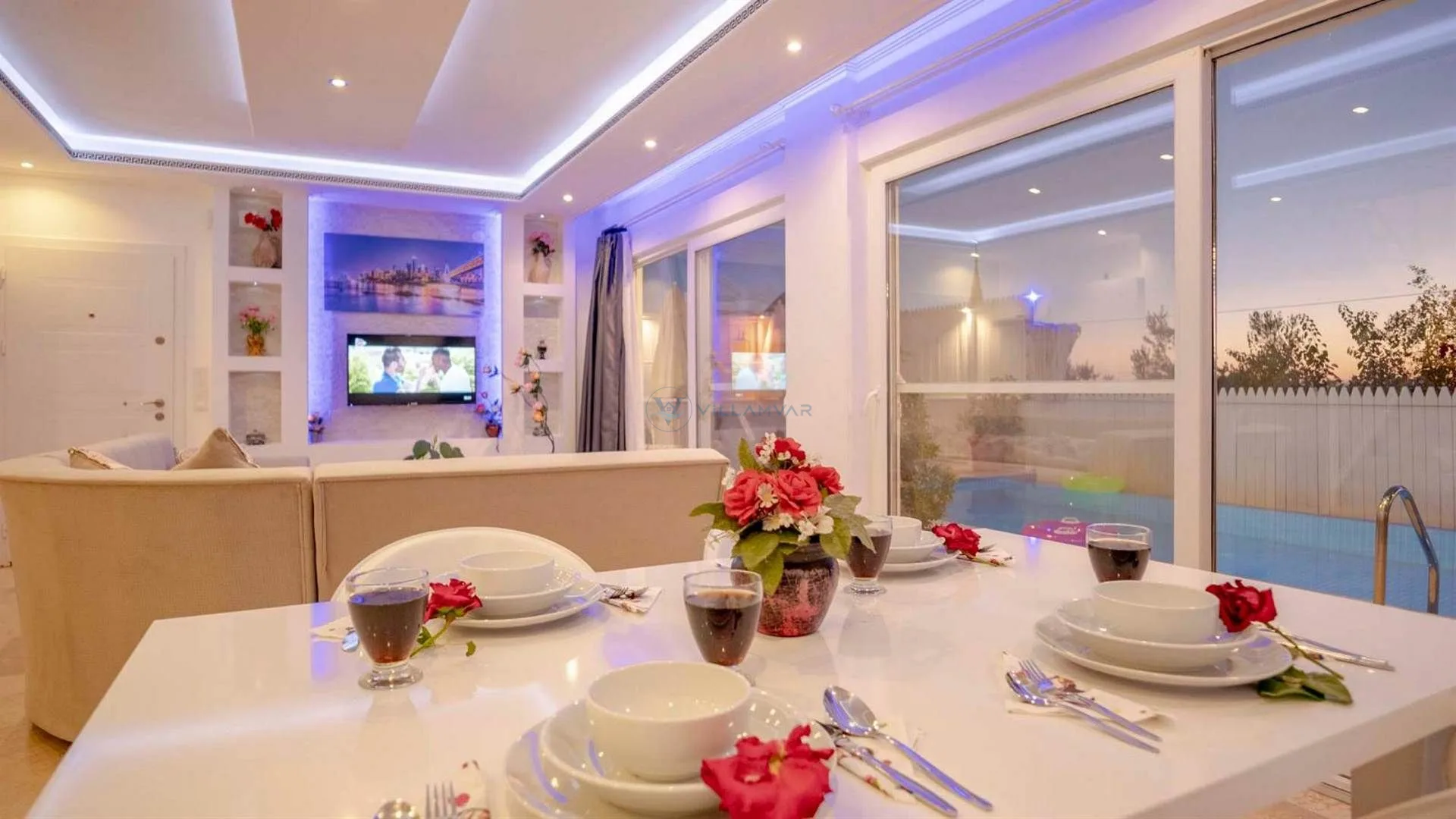 Villa Uzaktaki Şehir