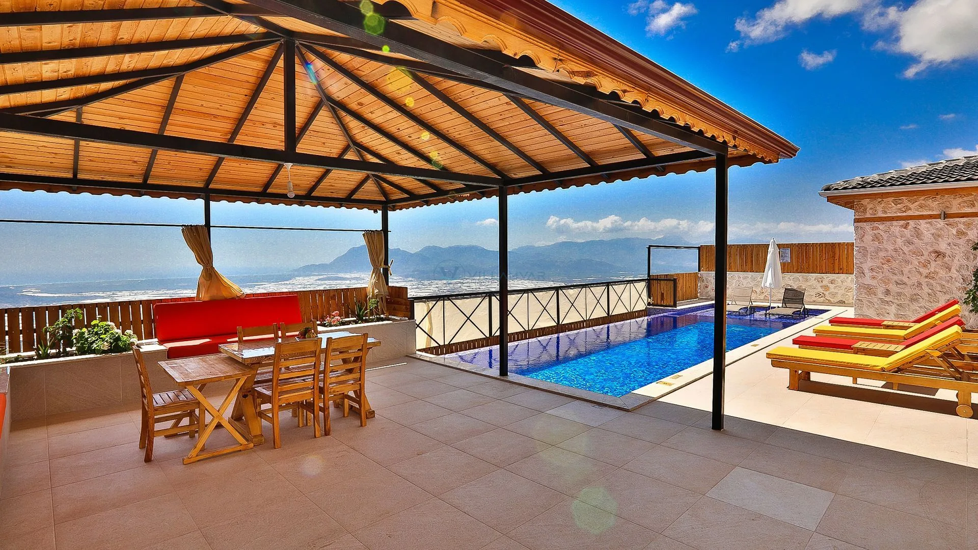 Villa Kum Tanesi