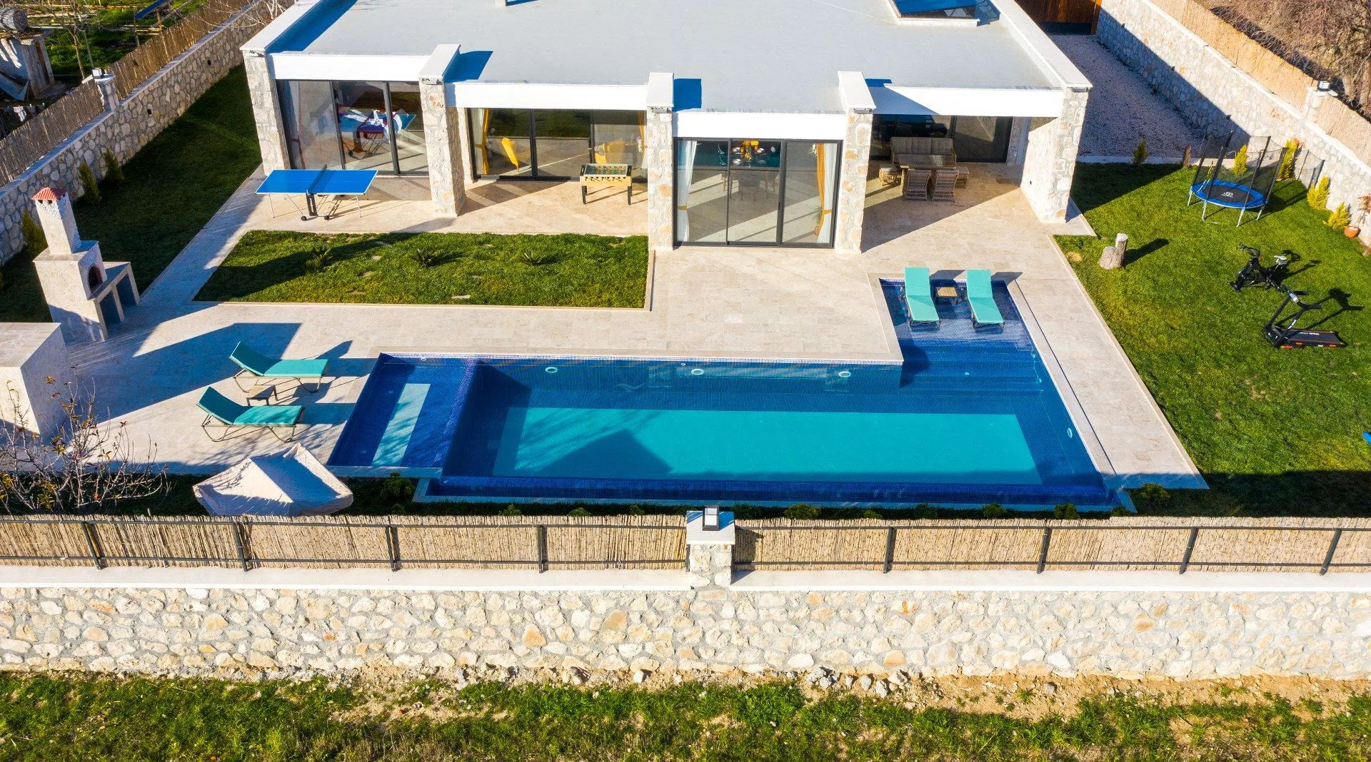 Villa V İ P