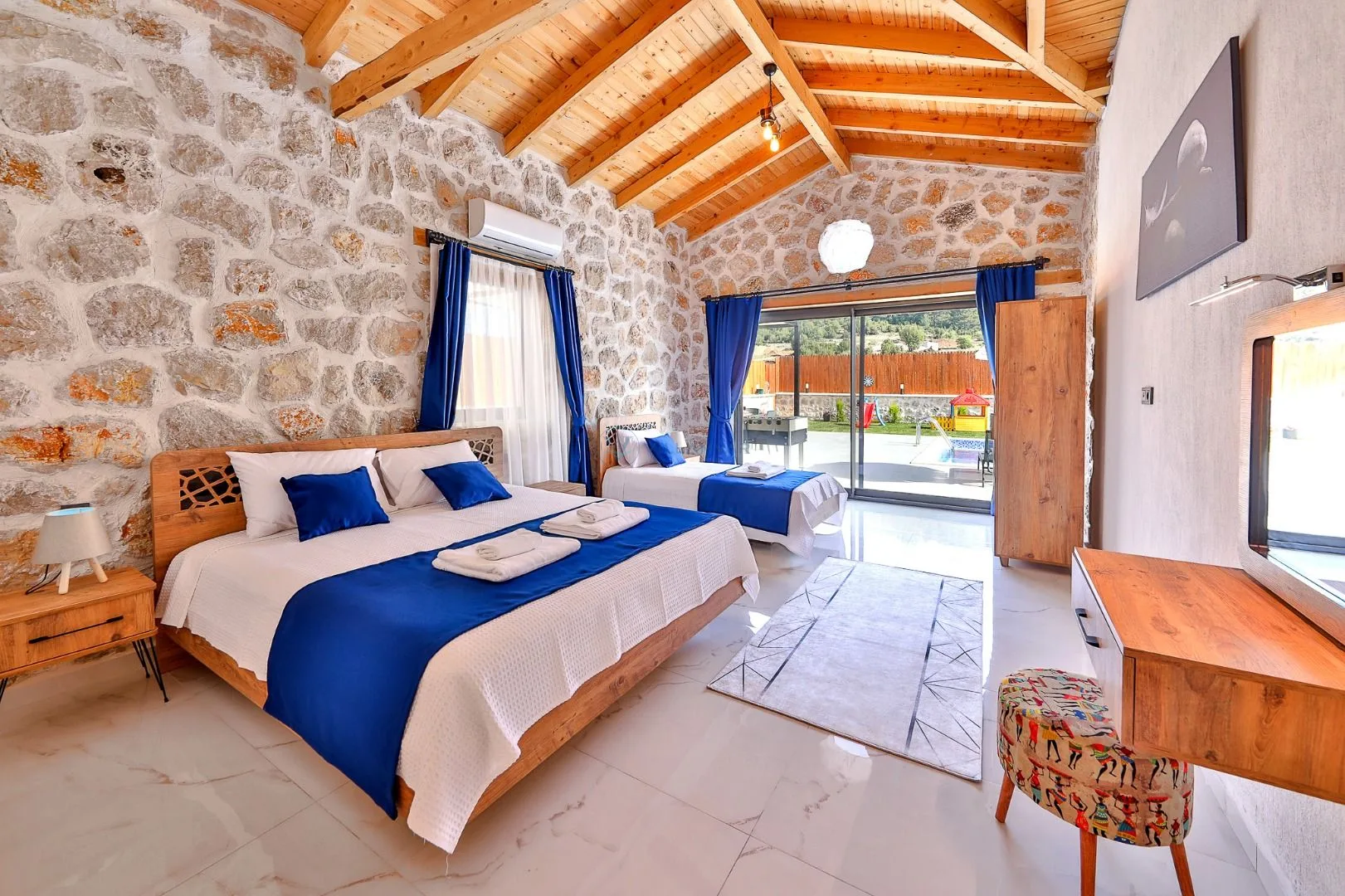Villa Mebika