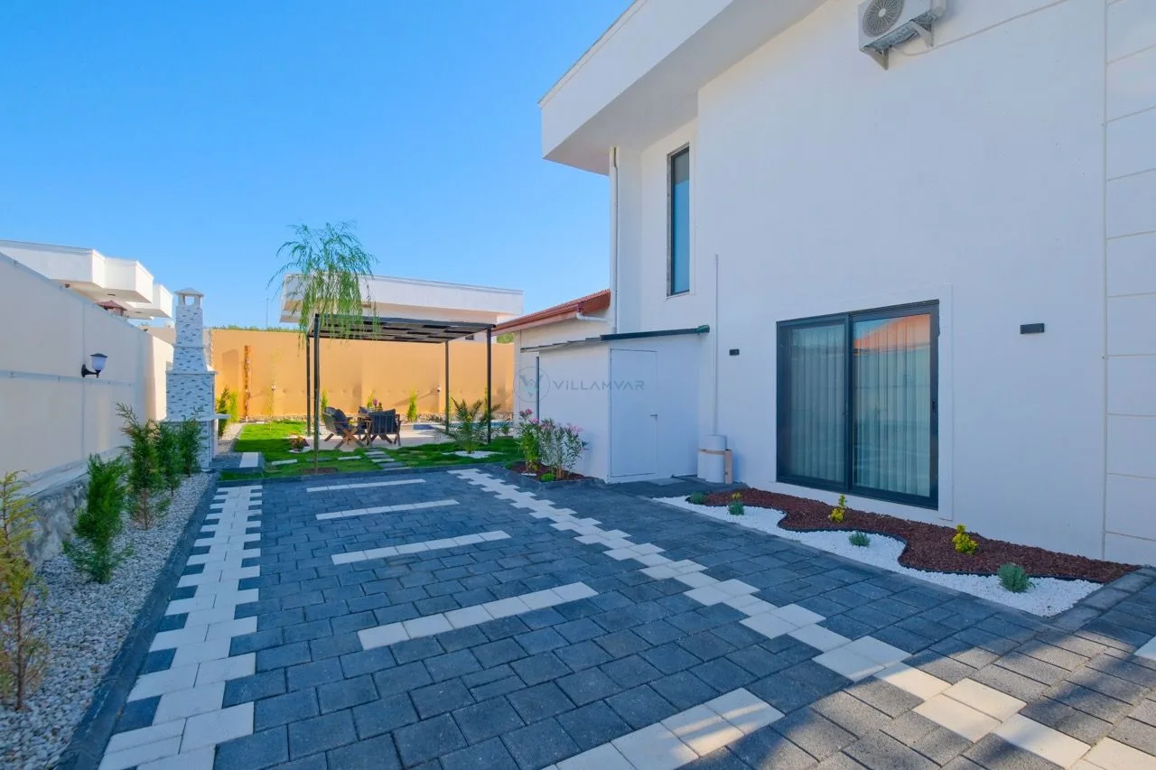 Villa Pakira 2