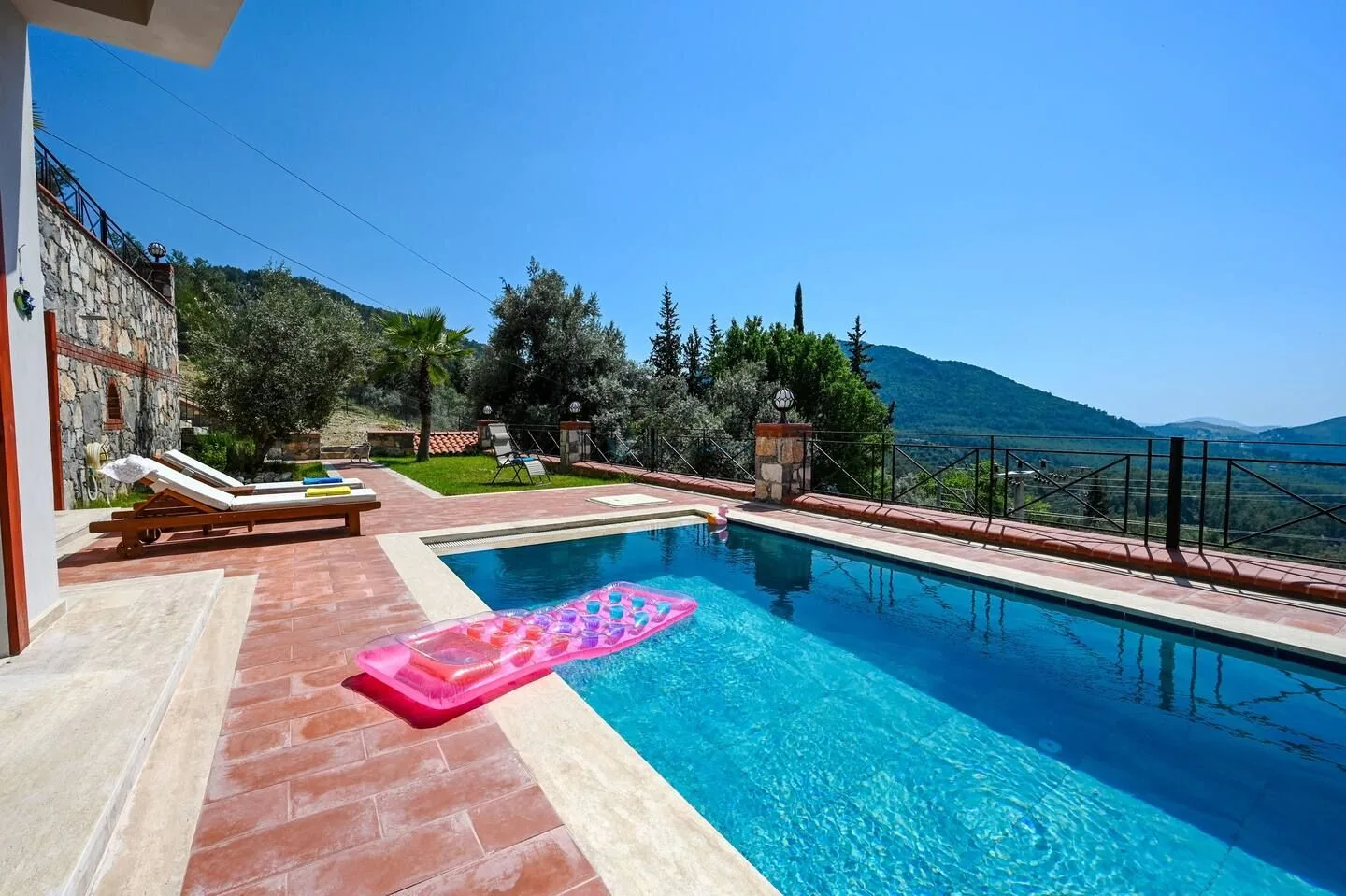 Villa Glados