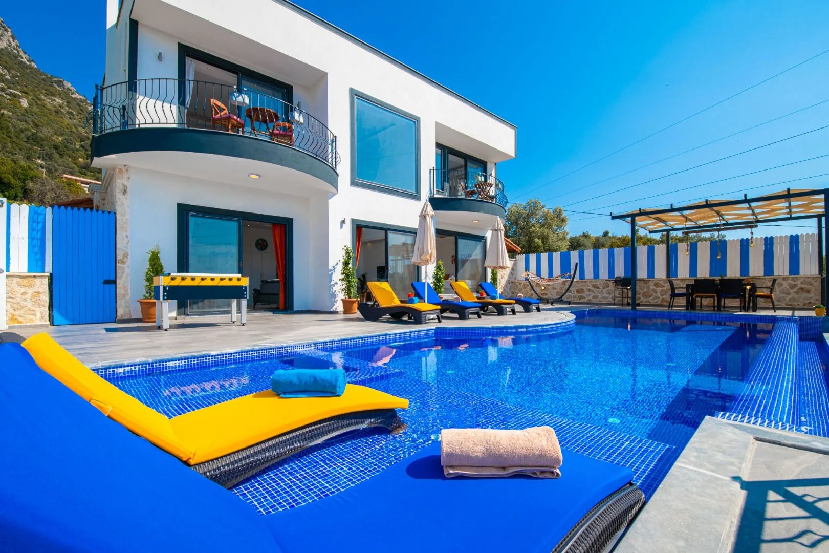 Villa Mert Akbel