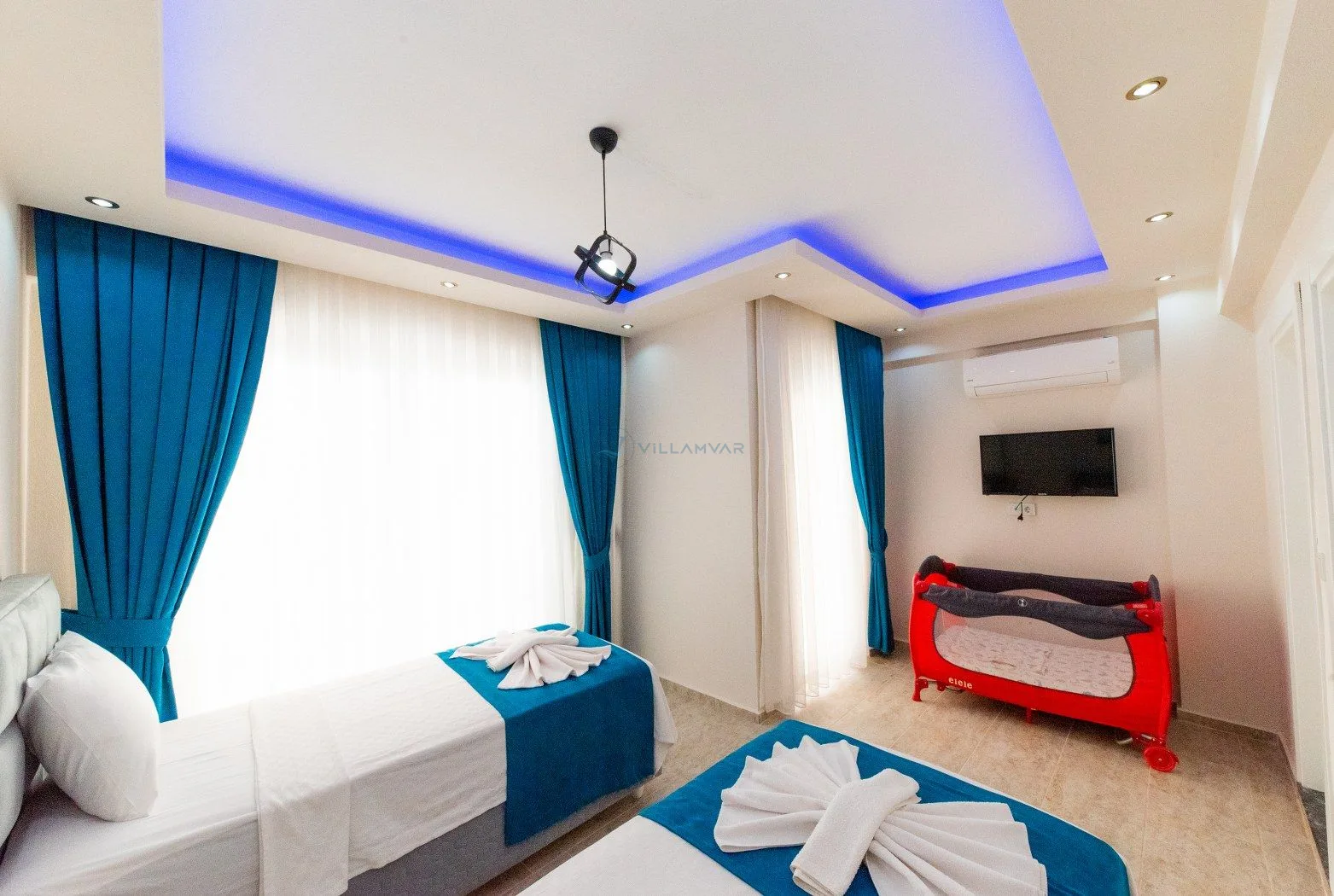 Villa Adelina 2