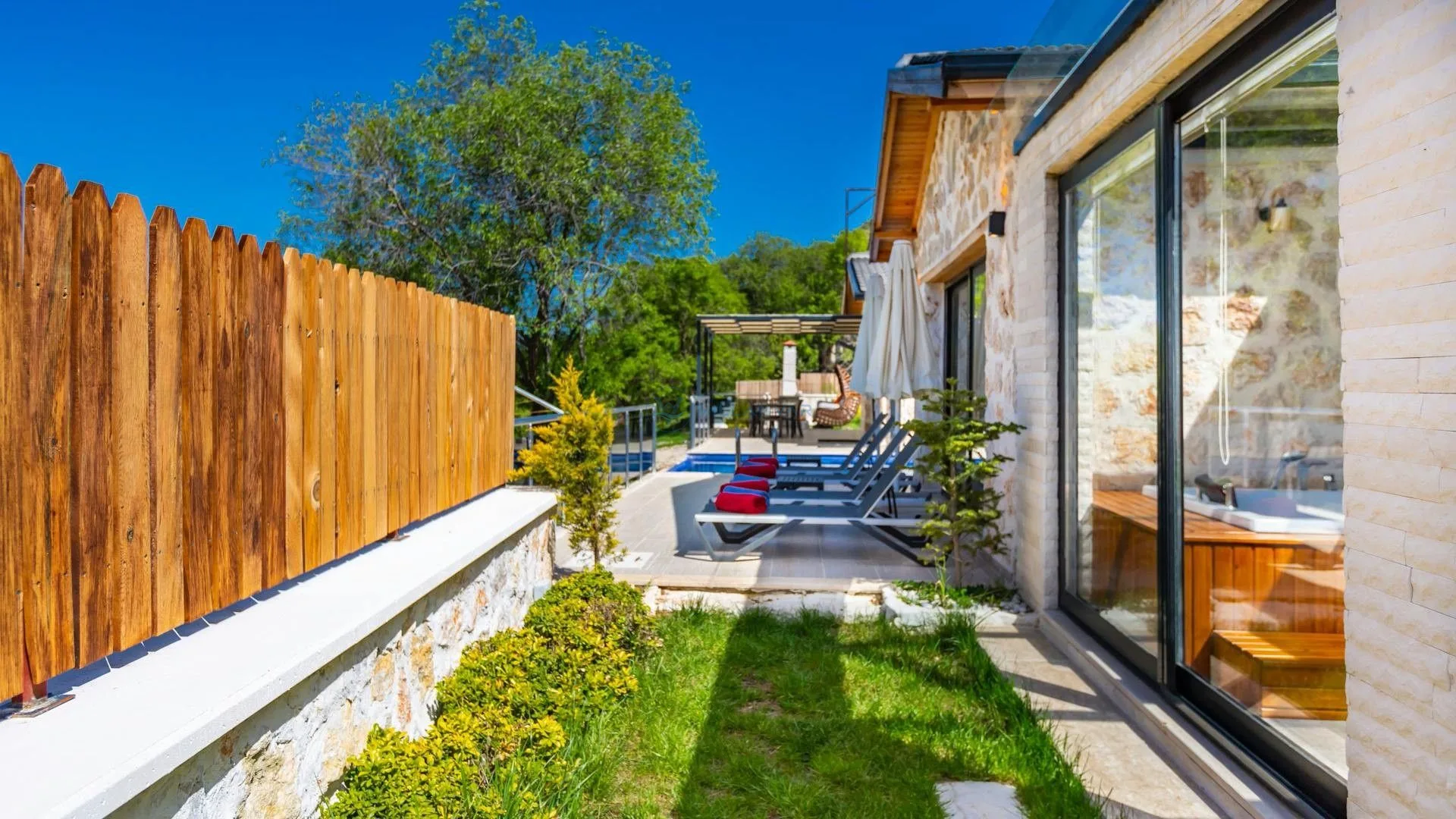 Villa Moonhouse