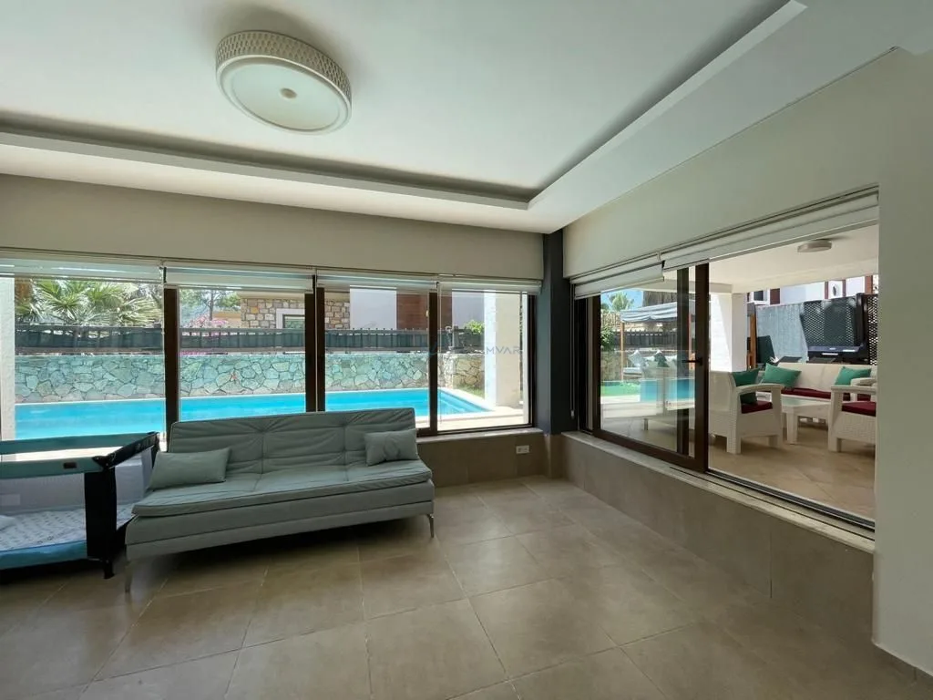 Villa Ela