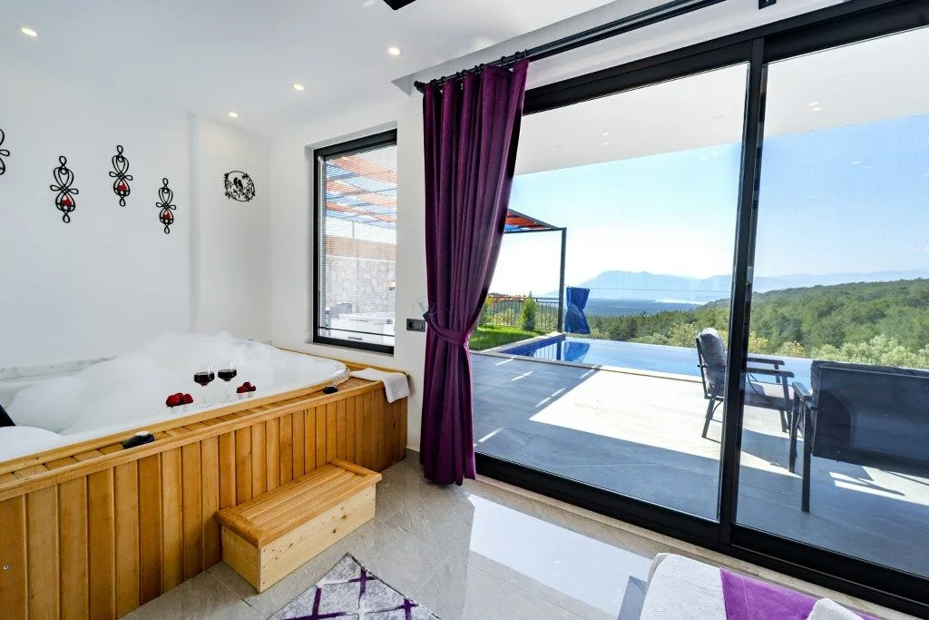 Villa Alaska