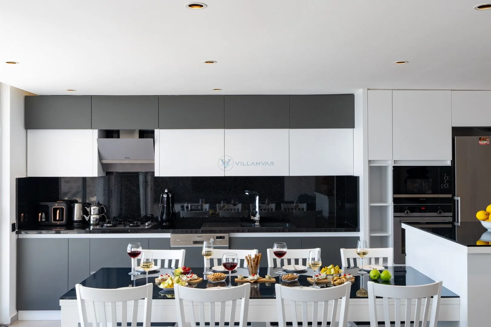 Villa Elit 3 Soldaki