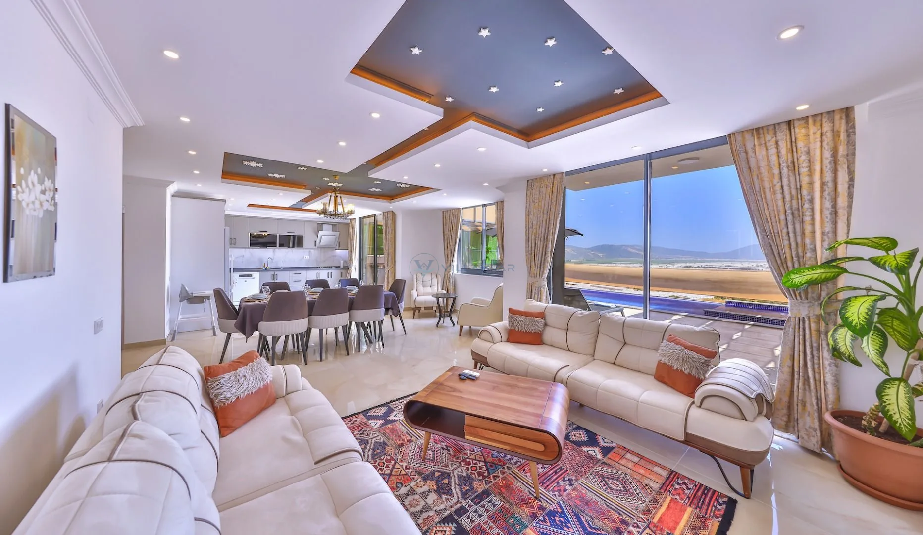 Villa Lalezar