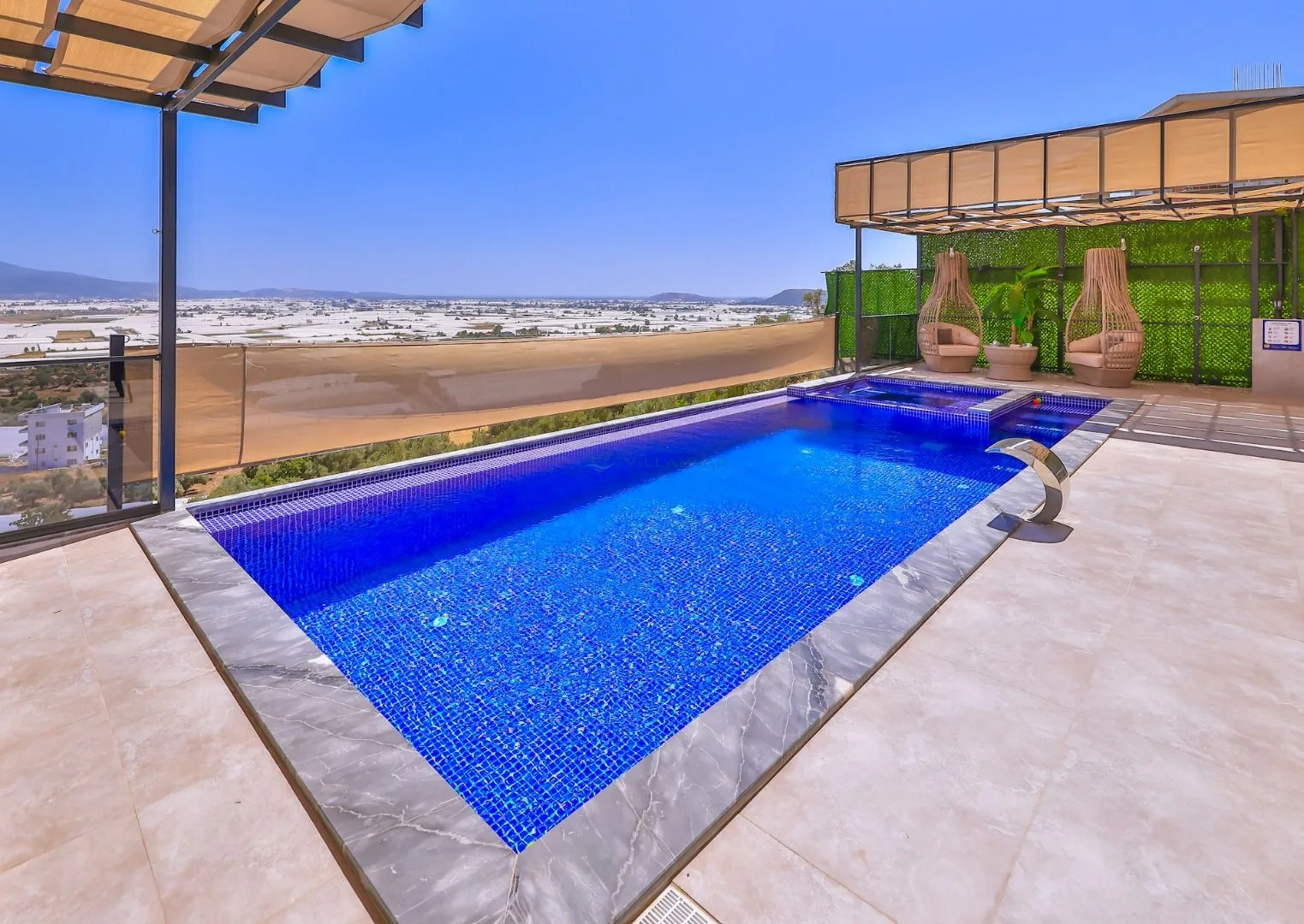 Villa Lalezar
