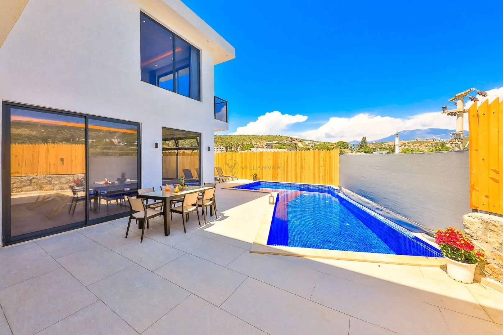 Villa Metaverse