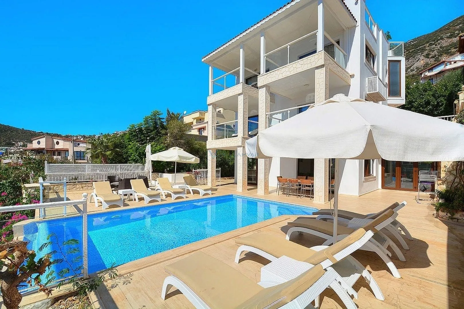 Villa Samsara 07-29