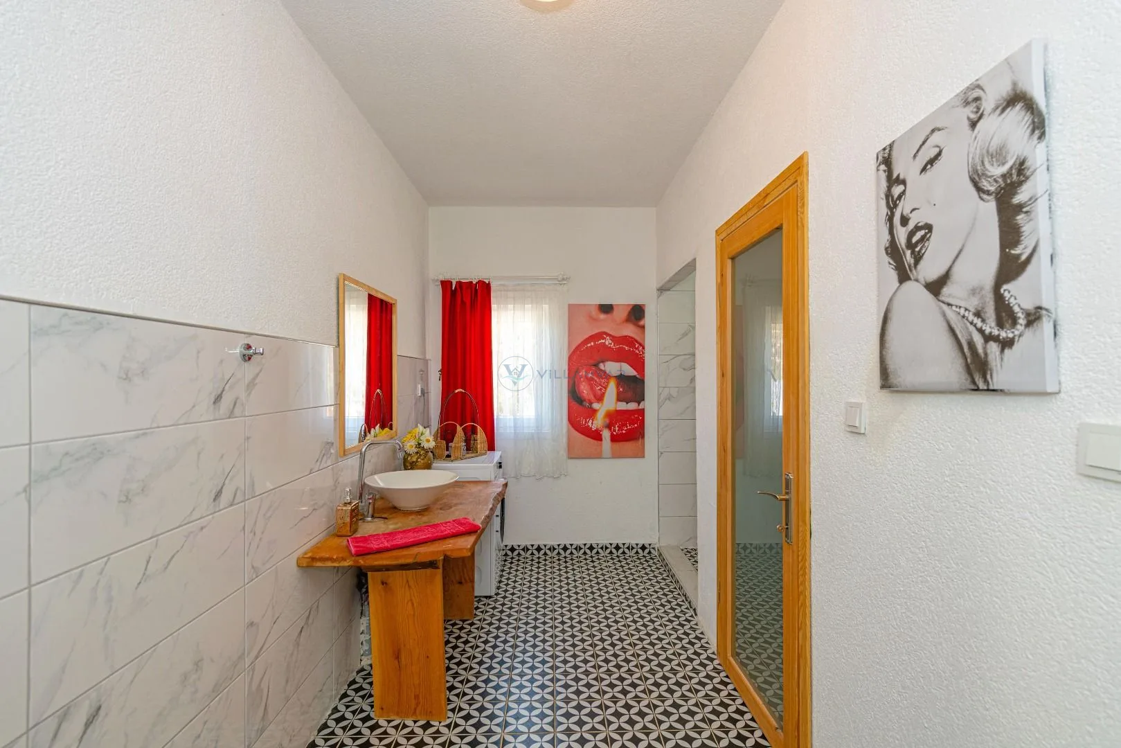VR Villa Nazo