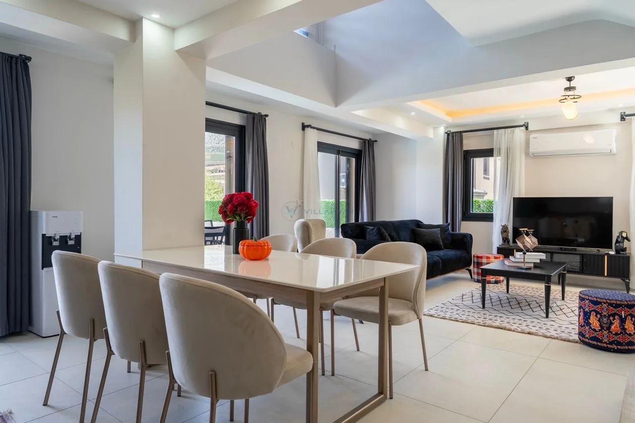 Villa Ay Luxe