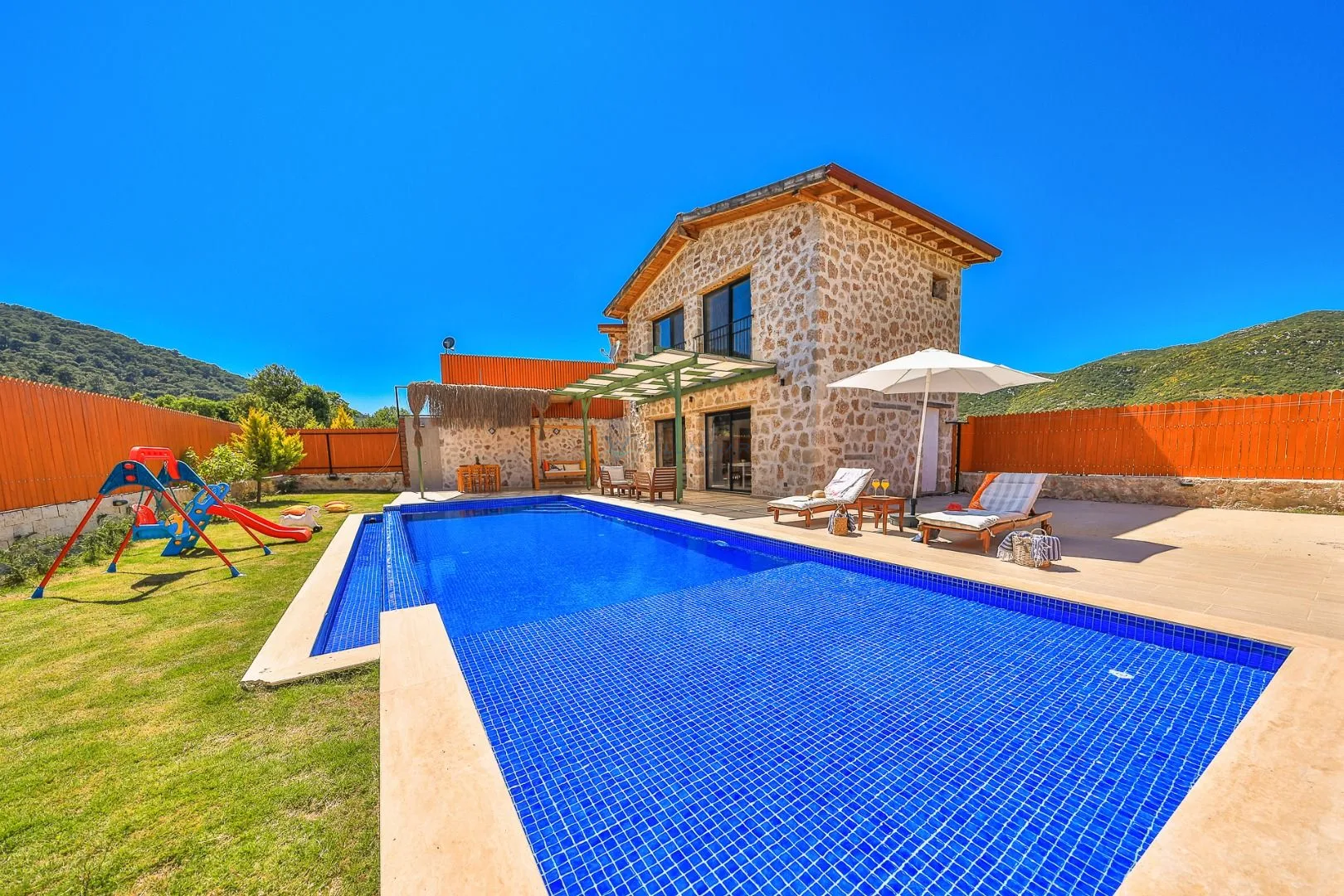 Villa Bonus 1