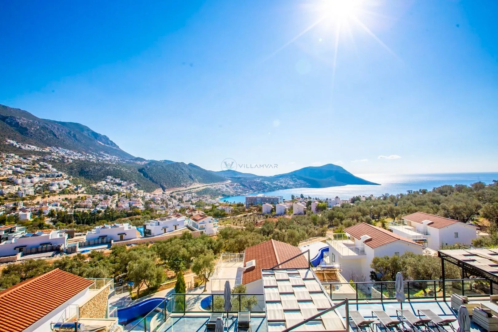 Villa Roannes 1