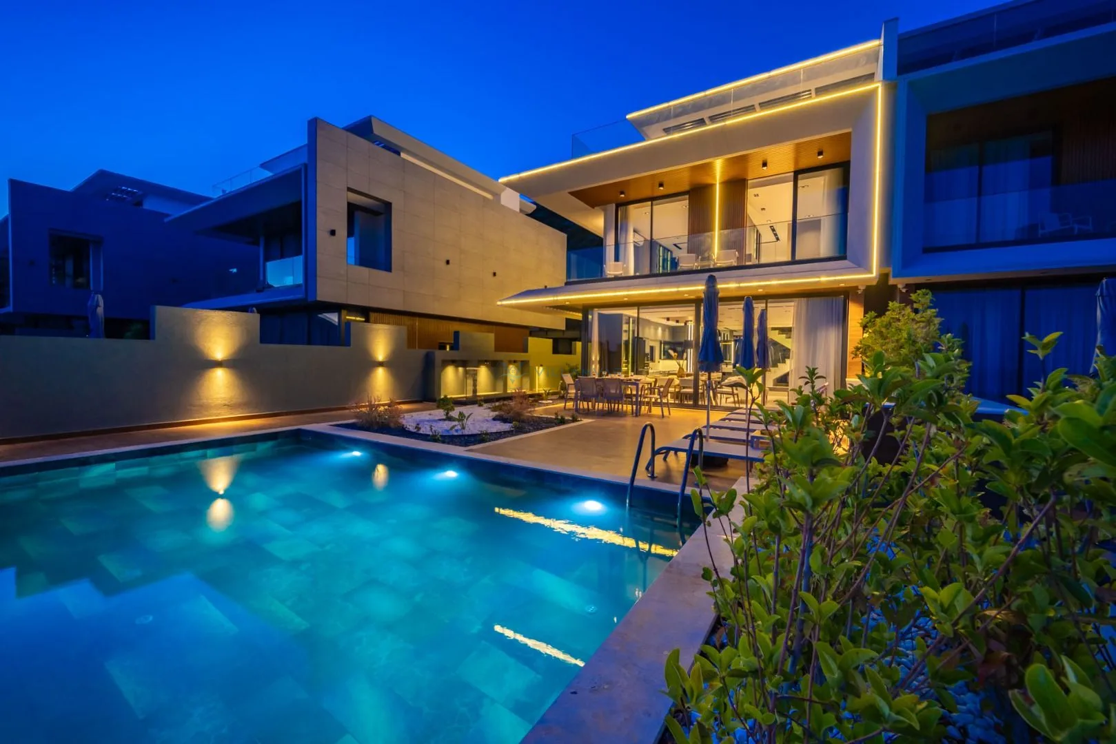 Villa Aura D