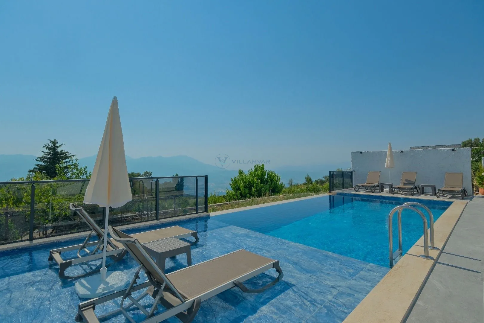 Villa Ayhas