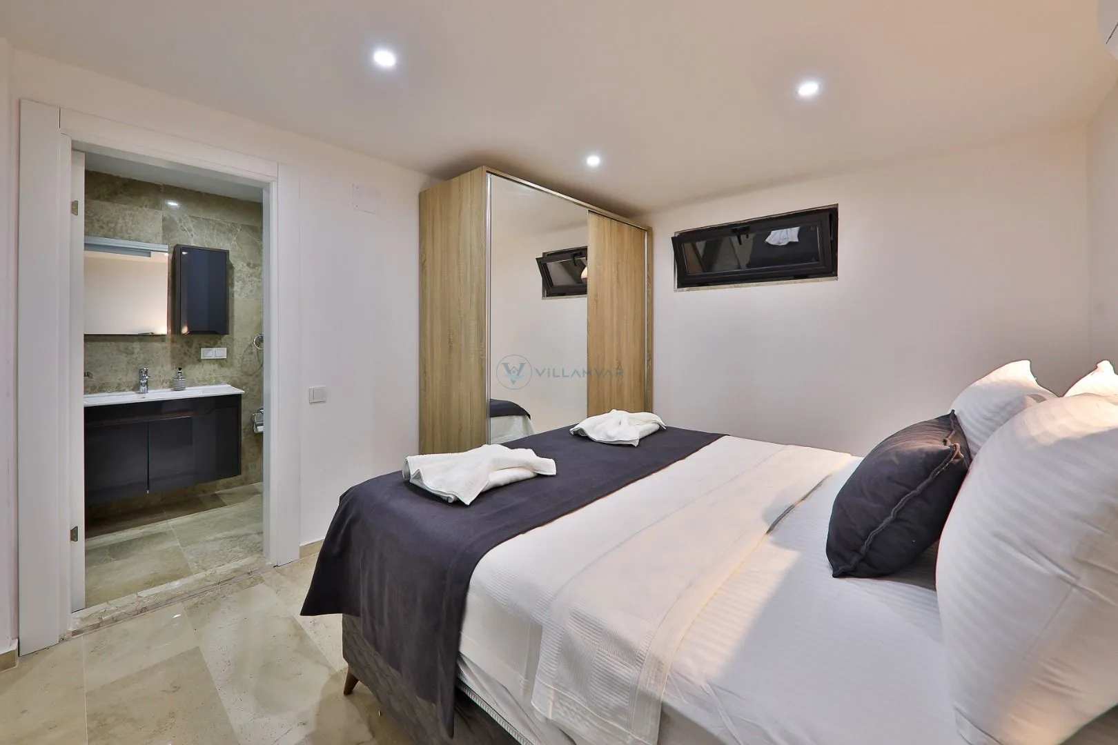 Villa Loca Kışla