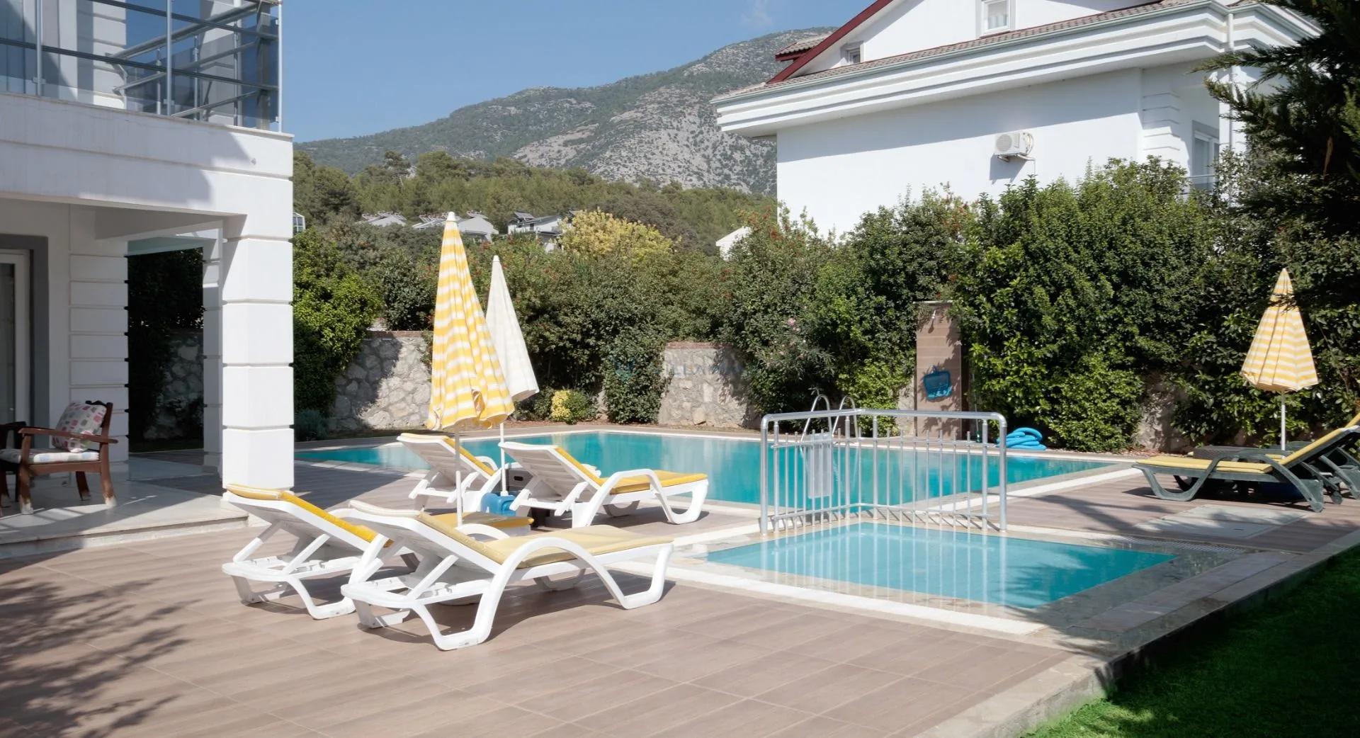 Villa Dera 3