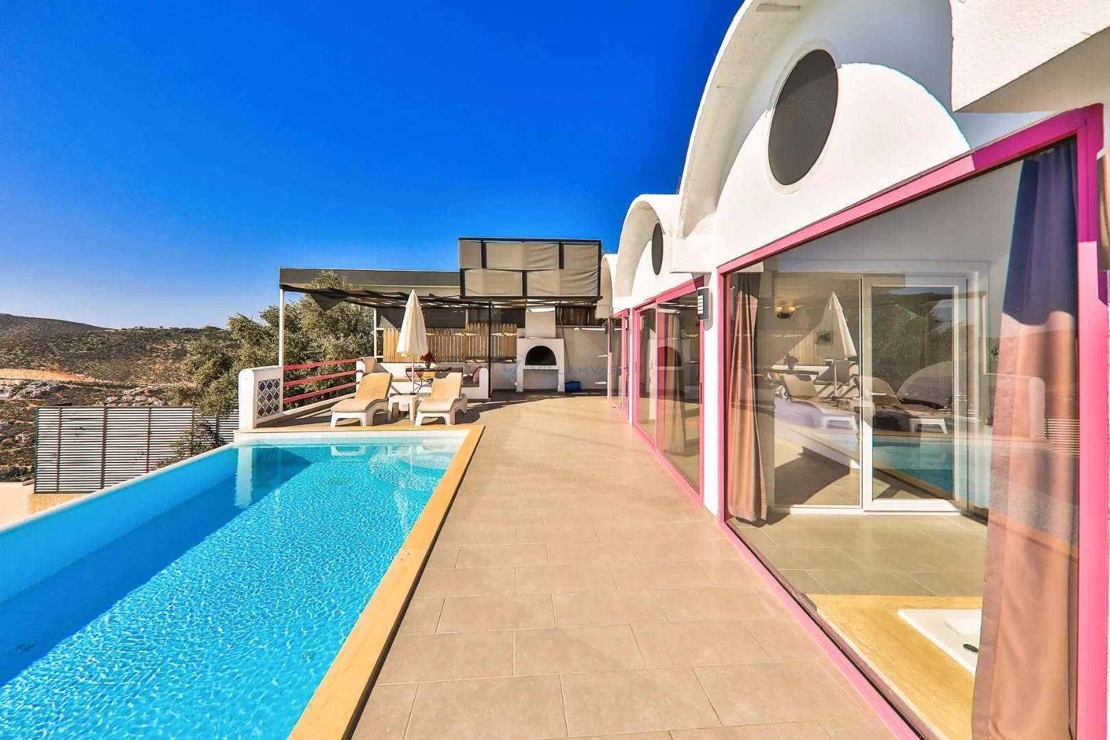 Villa Roxsy 2