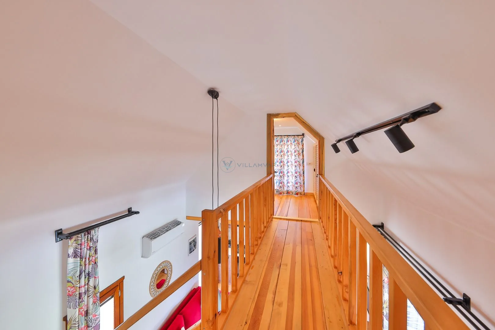 Villa Wooden House