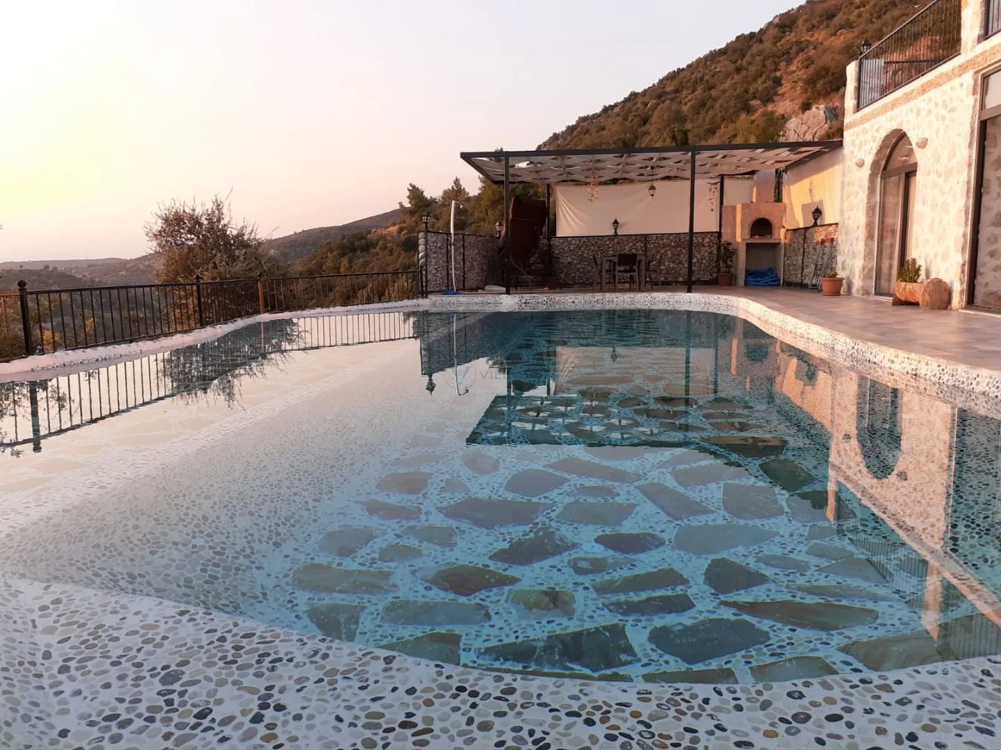 Villa Metehan Akbel
