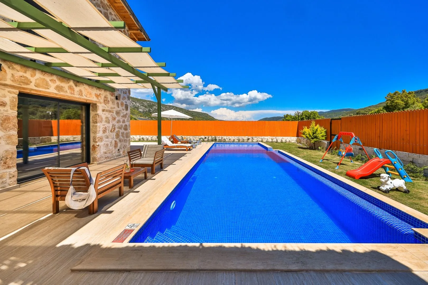 Villa Bonus 1