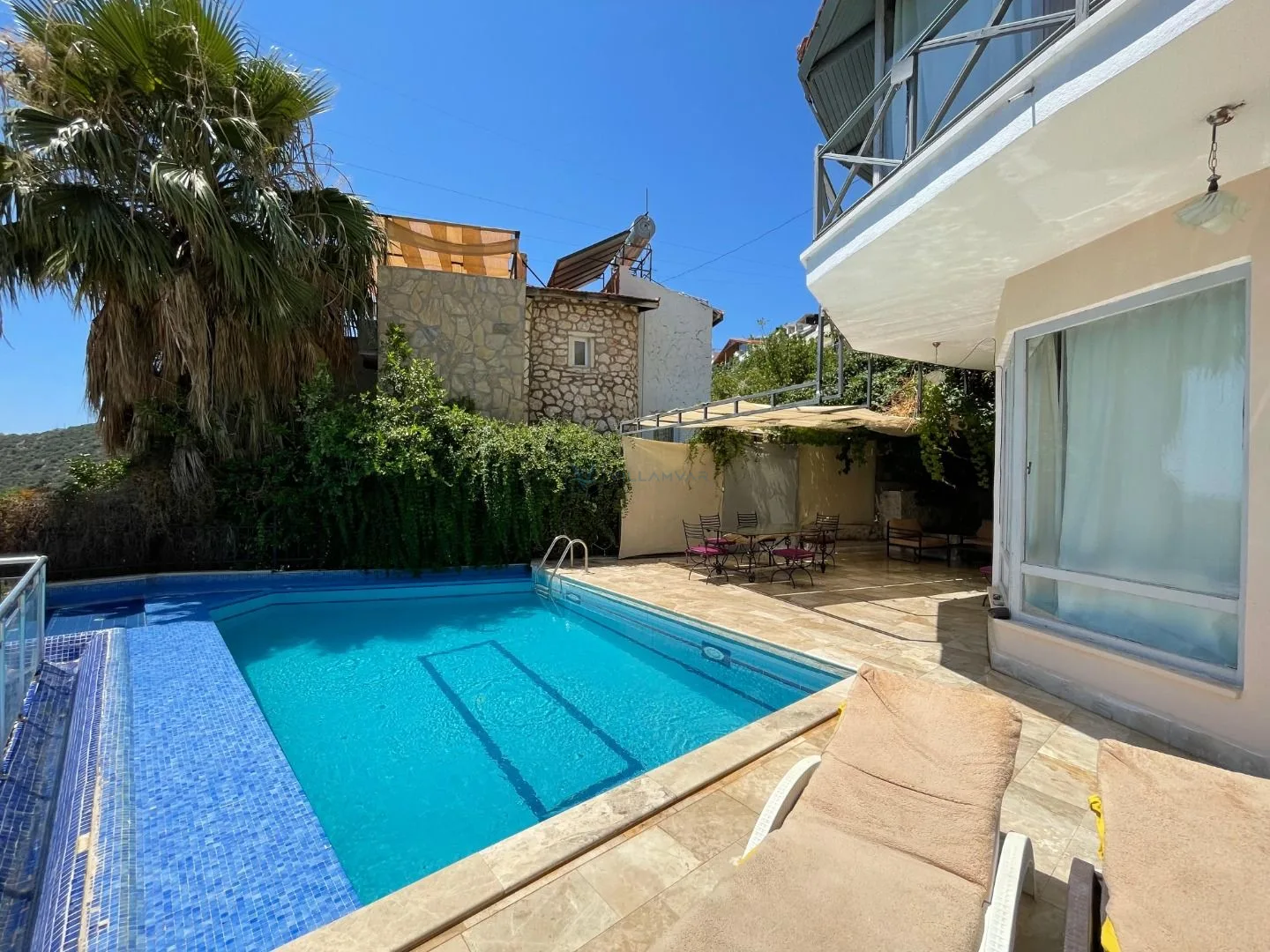 Villa Yakamoz