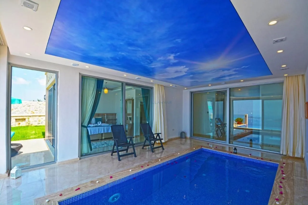 Villa Avon