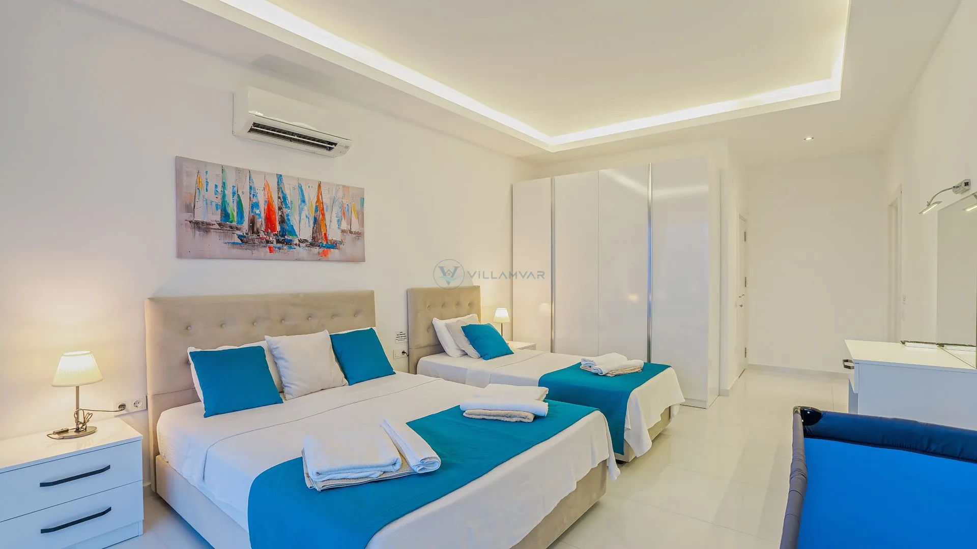 Villa Merit Crystal