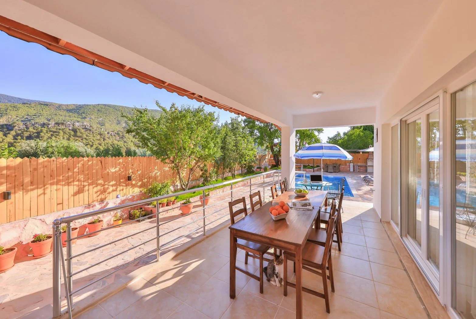 Villa Dr