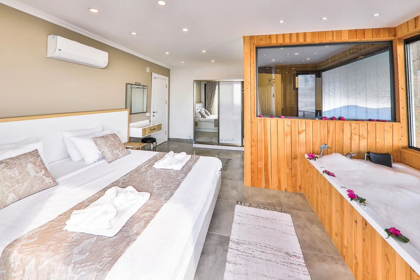 Villa Blue Star