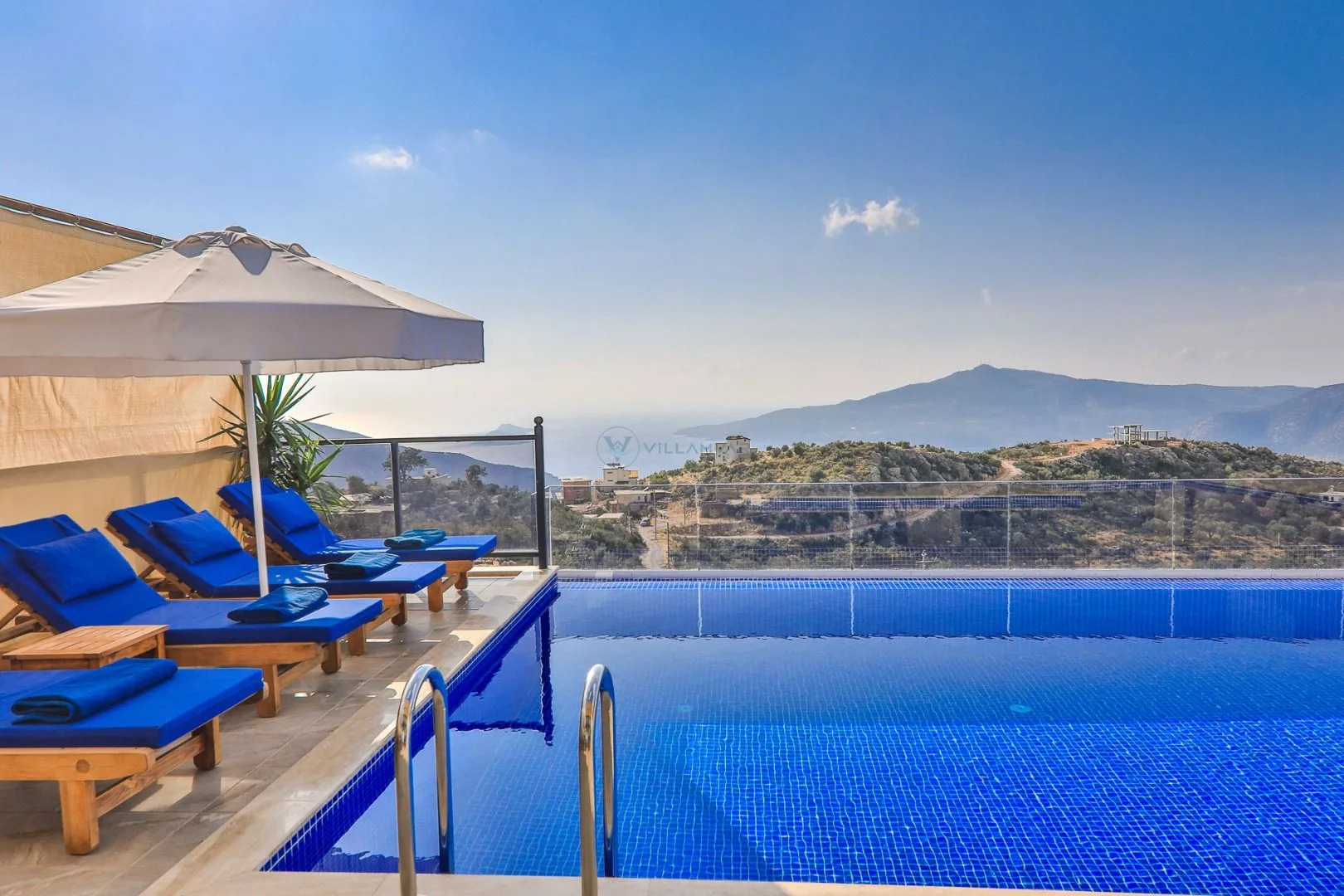 Villa Blue Star