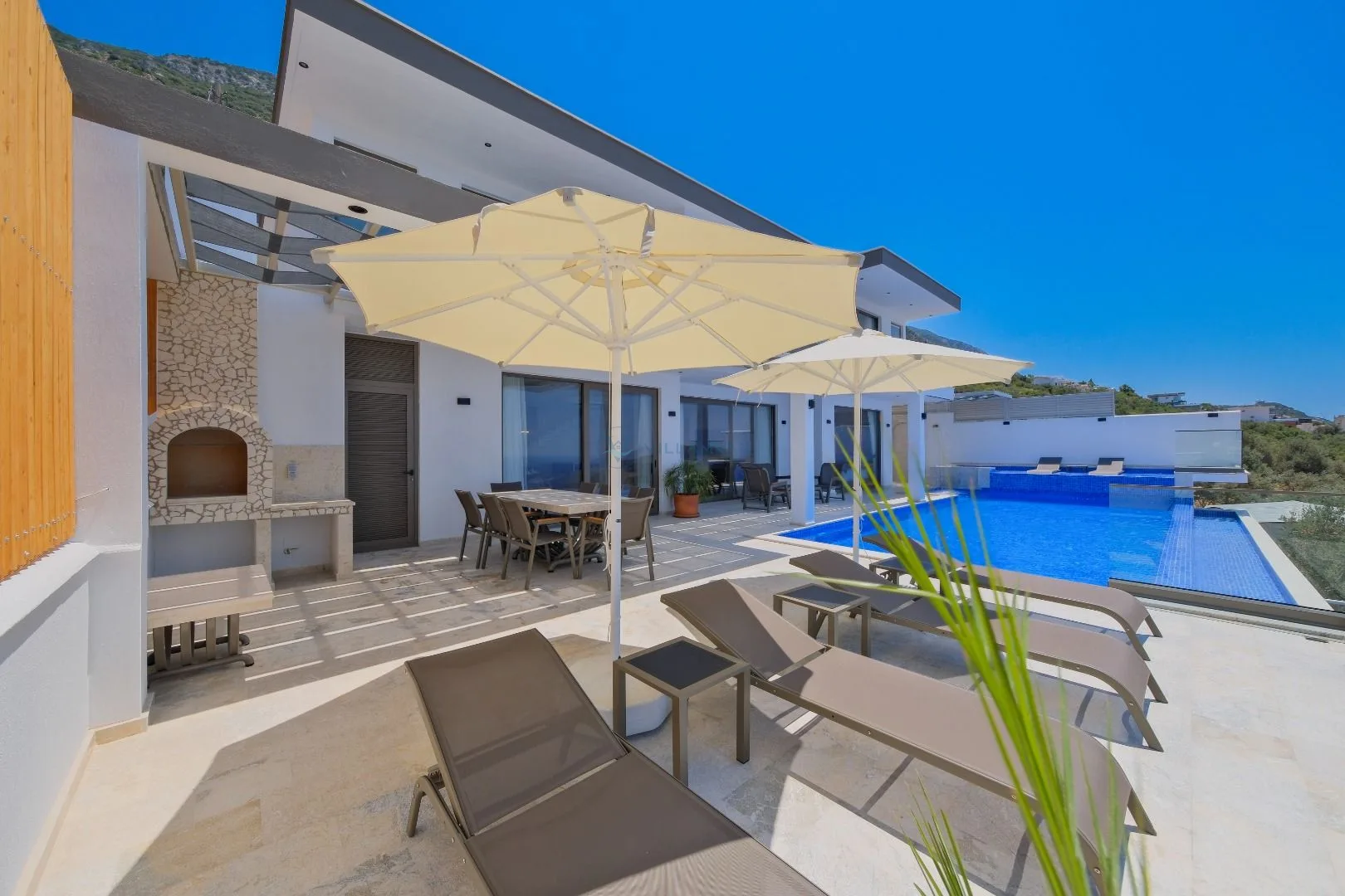 Villa Magic Life