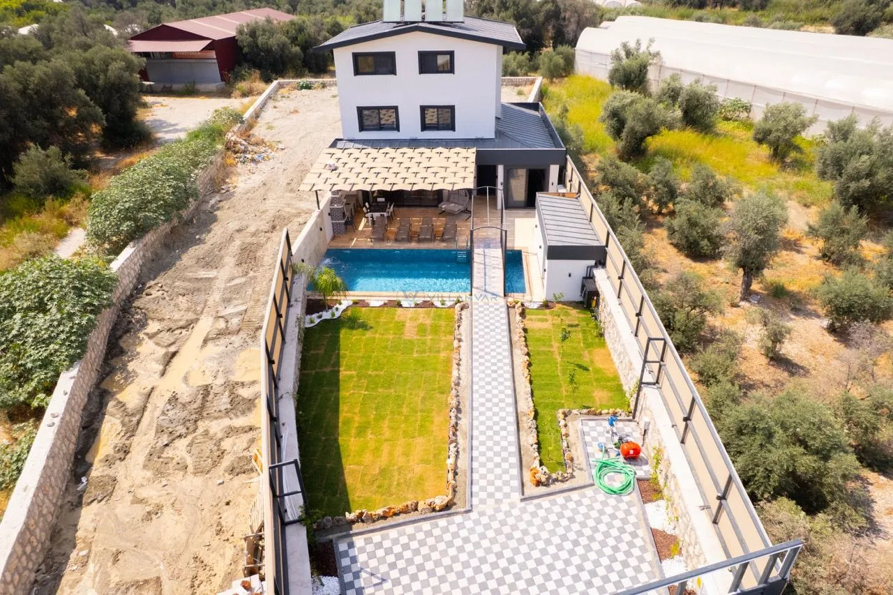 Villa Genesis 2