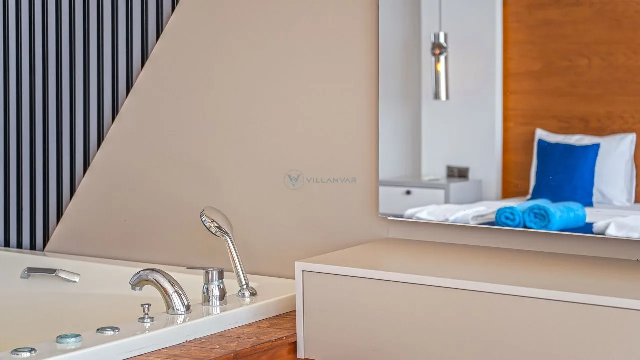 Villa Mecanblue