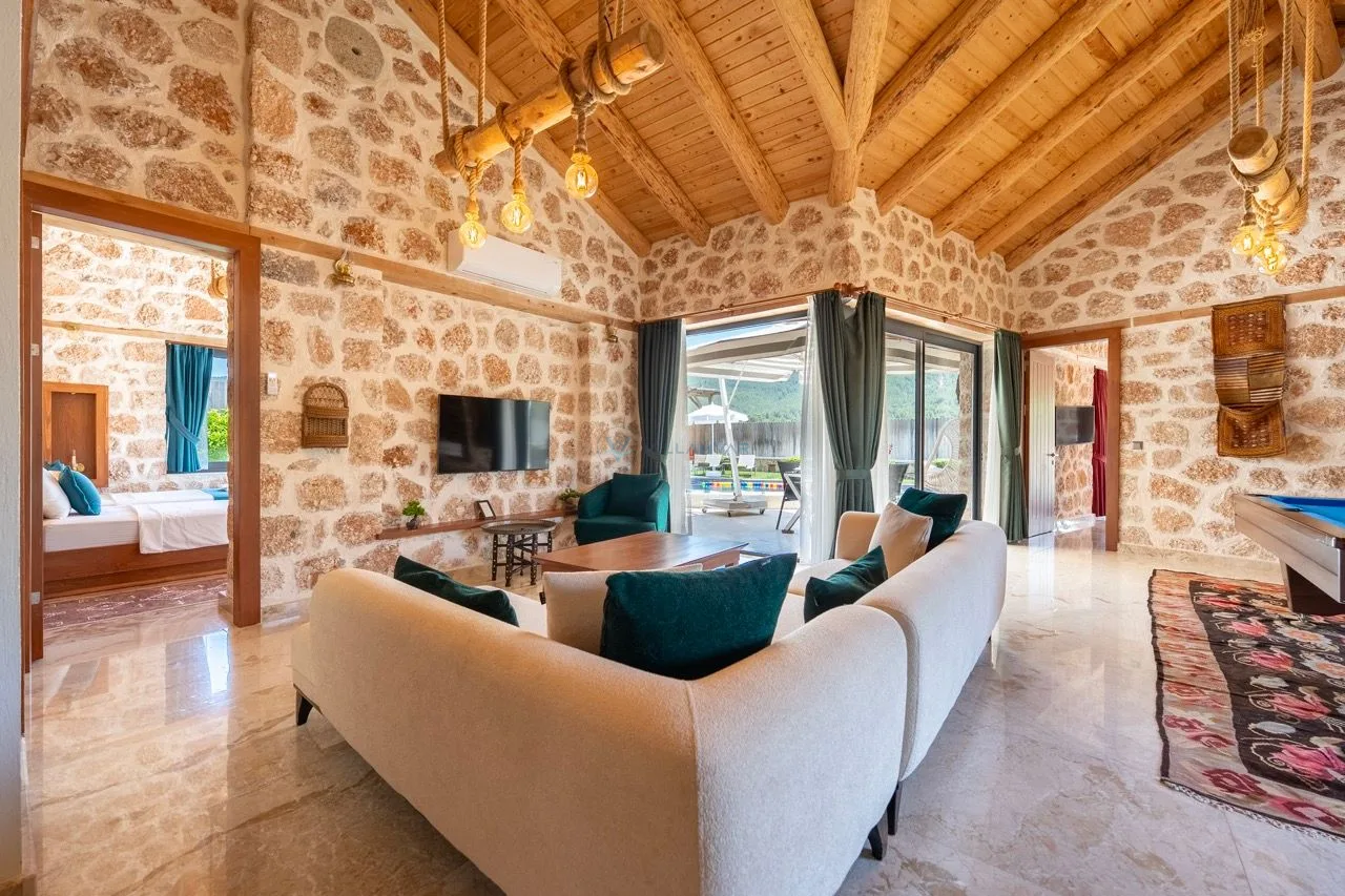 Villa Topçu Stone