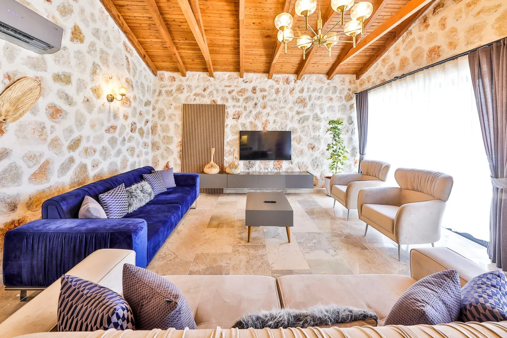 Villa Tan